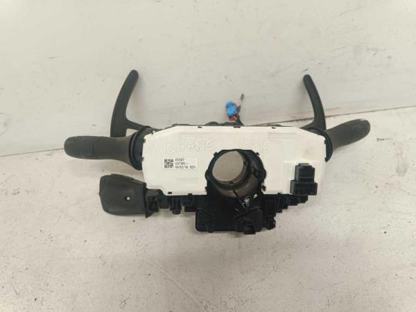 COMMODO RENAULT MEGANE 4 - Vue 2